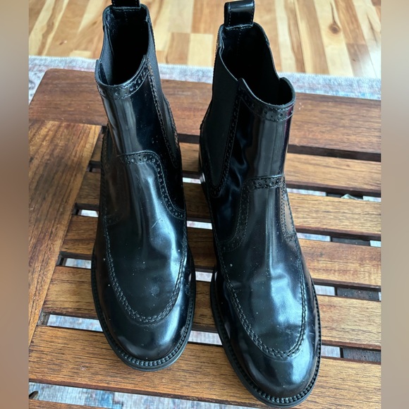 Tod’s leather Chelsea boots - Picture 3 of 15